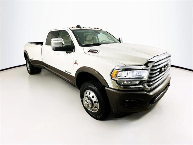 2024 RAM Ram 3500 RAM 3500 LIMITED LONGHORN CREW CAB 4X4 8 BOX