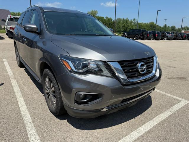 2018 Nissan Pathfinder SV 2018 Nissan Pathfinder SV