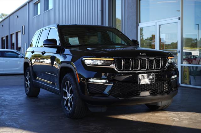 2023 Jeep Grand Cherokee Limited 4x2