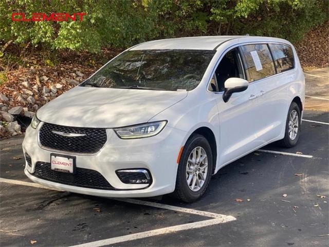 2023 Chrysler Pacifica Touring