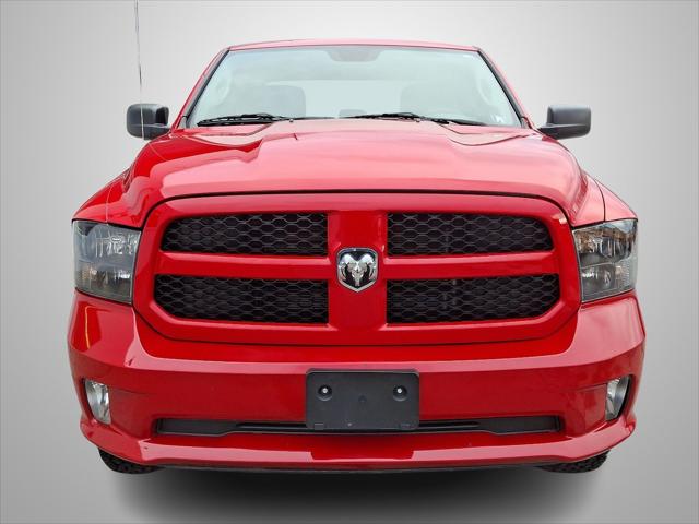 2017 RAM 1500 Express Quad Cab 4x4 64 Box