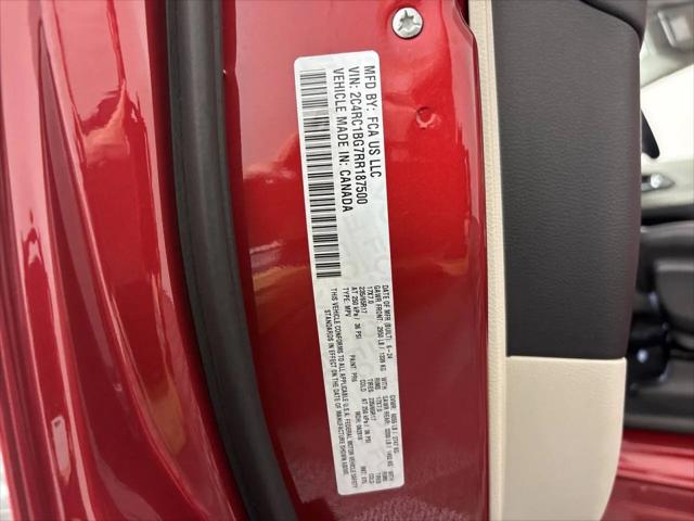 2024 Chrysler Pacifica Touring L