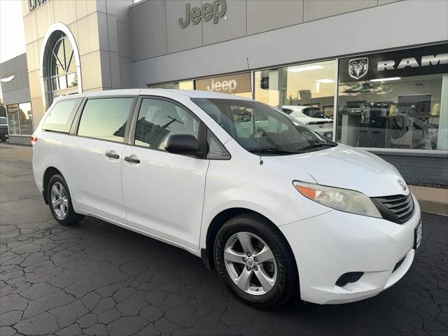 2011 Toyota Sienna LE