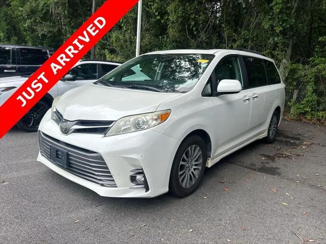 2019 Toyota Sienna XLE 8 Passenger for sale in North Charleston, SC