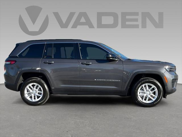 2025 Jeep Grand Cherokee GRAND CHEROKEE LAREDO X 4X2