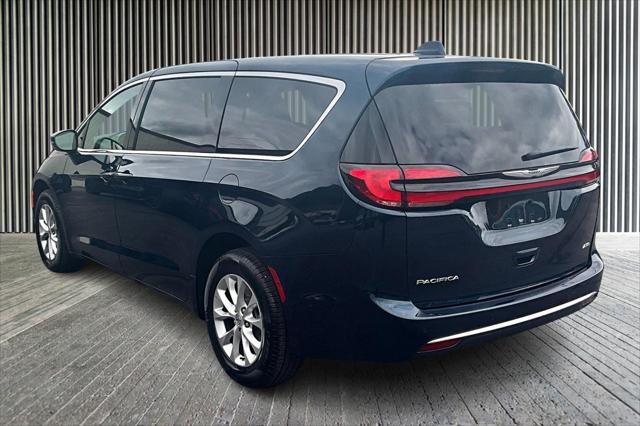 2025 Chrysler Pacifica PACIFICA SELECT AWD