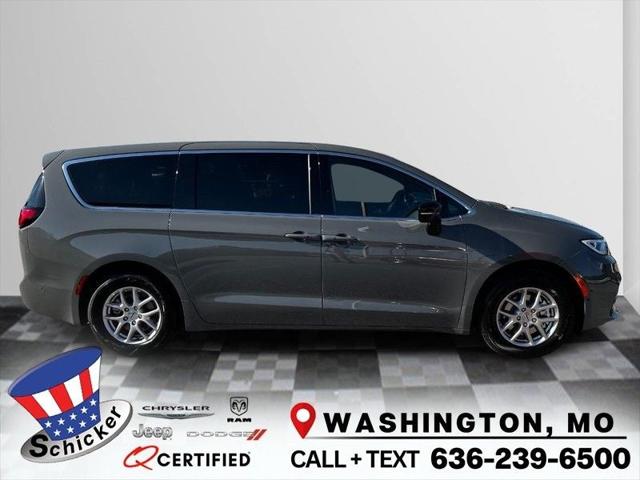 2025 Chrysler Pacifica PACIFICA SELECT