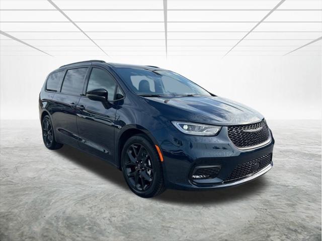 2025 Chrysler Pacifica PACIFICA LIMITED
