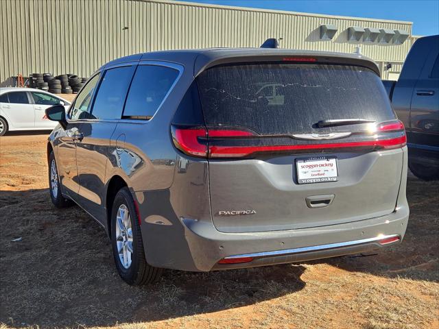 2025 Chrysler Pacifica PACIFICA SELECT