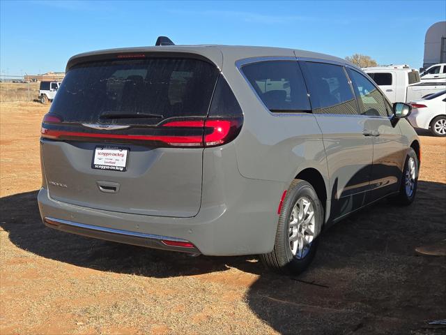 2025 Chrysler Pacifica PACIFICA SELECT