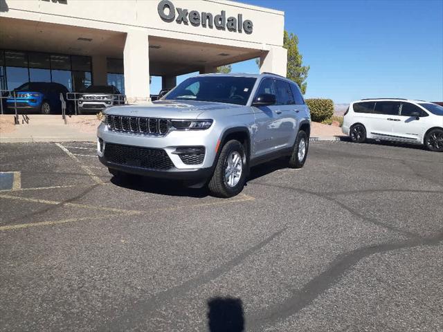 2025 Jeep Grand Cherokee GRAND CHEROKEE LAREDO 4X4 2025 Jeep Grand Cherokee GRAND CHEROKEE LAREDO 4X4