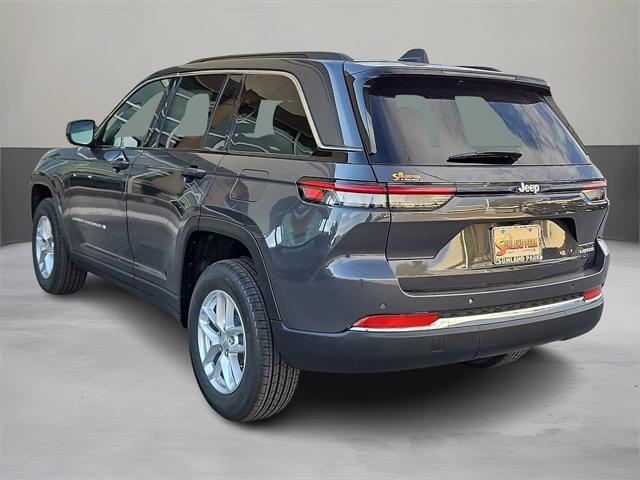 2025 Jeep Grand Cherokee GRAND CHEROKEE LAREDO X 4X2