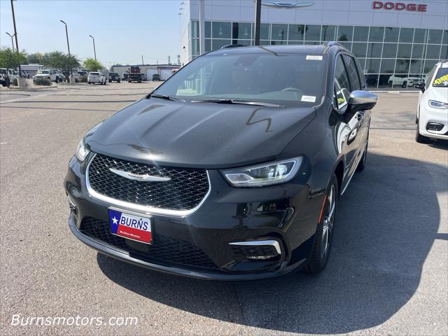 2025 Chrysler Pacifica PACIFICA PINNACLE