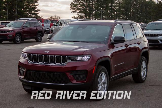 2025 Jeep Grand Cherokee GRAND CHEROKEE LAREDO X 4X2