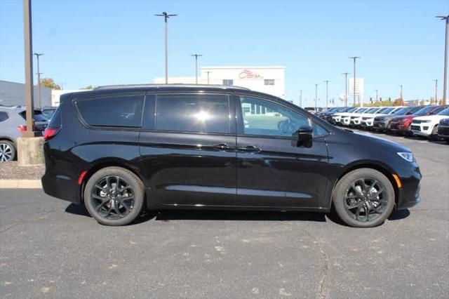 2025 Chrysler Pacifica PACIFICA LIMITED 2025 Chrysler Pacifica PACIFICA LIMITED