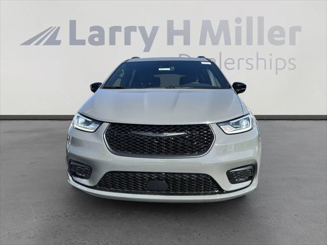 2025 Chrysler Pacifica PACIFICA LIMITED