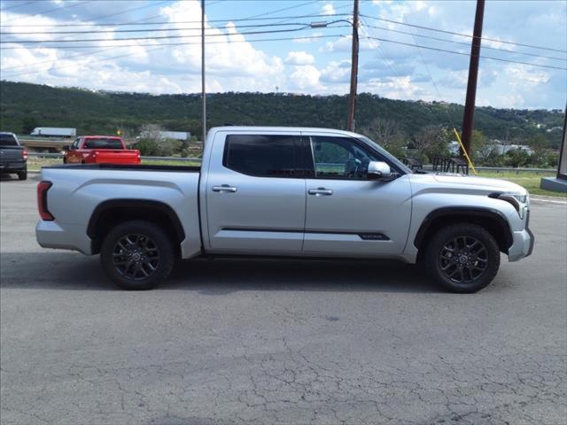 2022 Toyota Tundra Hybrid Platinum