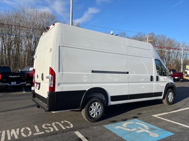 2024 RAM Ram ProMaster RAM PROMASTER 3500 SLT CARGO VAN SUPER HIGH ROOF 159 WB EXT