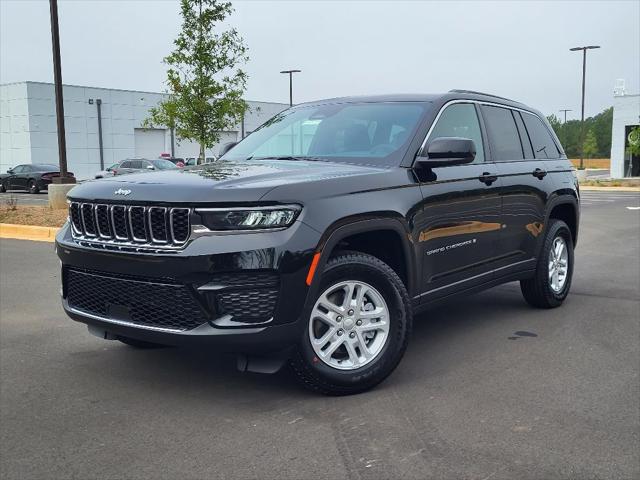 2024 Jeep Grand Cherokee GRAND CHEROKEE LAREDO 4X2