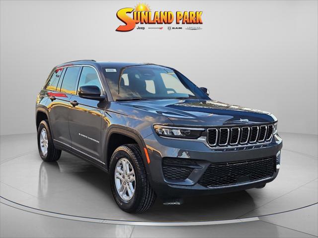 2025 Jeep Grand Cherokee GRAND CHEROKEE LAREDO 4X2