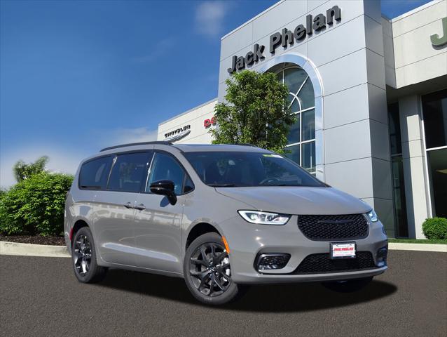 2025 Chrysler Pacifica PACIFICA LIMITED AWD