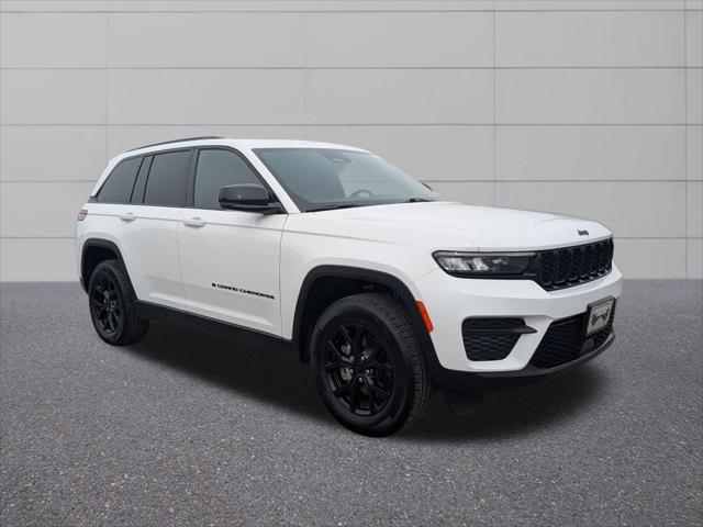 2023 Jeep Grand Cherokee Altitude 4x4