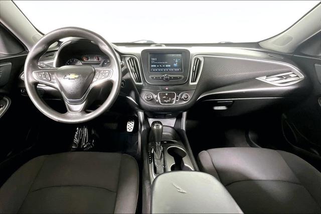 Used 2017 Chevrolet Malibu For Sale in Olive Branch, MS