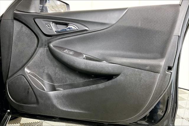 Used 2017 Chevrolet Malibu For Sale in Olive Branch, MS