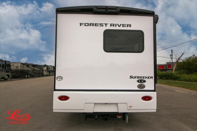2025 Ford E-350 Cutaway Unknown