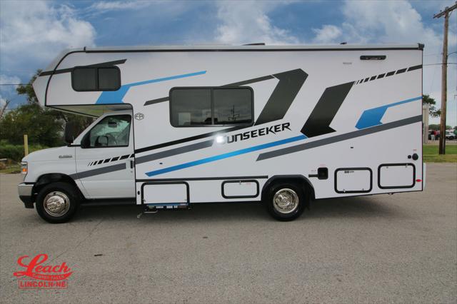 2025 Ford E-350 Cutaway Unknown