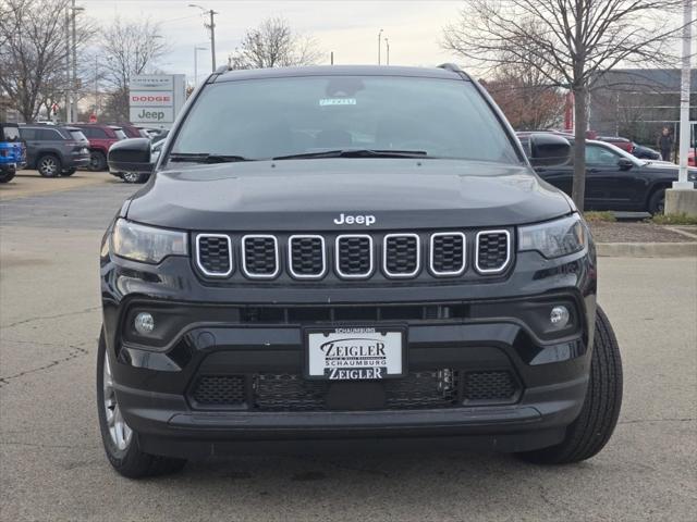 2025 Jeep Compass COMPASS LATITUDE 4X4