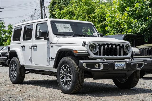 2025 Jeep Wrangler WRANGLER 4-DOOR SAHARA