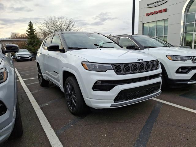 2025 Jeep Compass COMPASS LIMITED 4X4