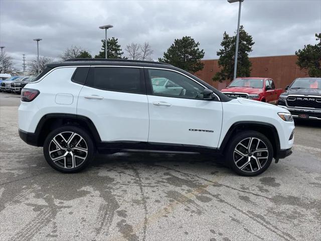 2025 Jeep Compass COMPASS LIMITED 4X4