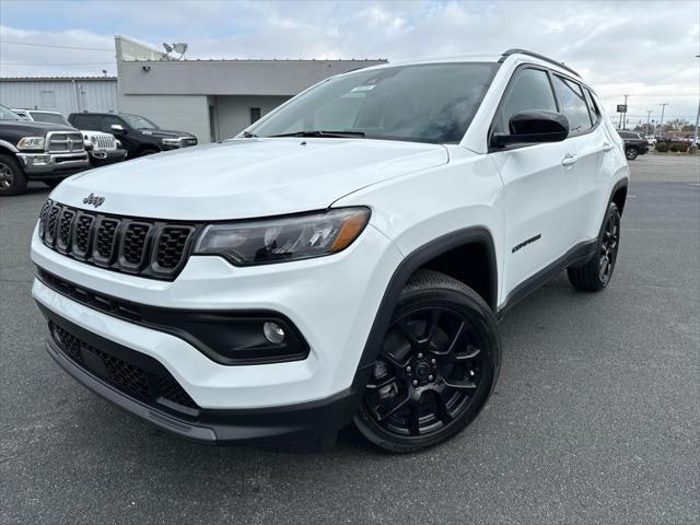 2025 Jeep Compass COMPASS LATITUDE 4X4