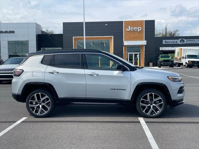 2025 Jeep Compass COMPASS LIMITED 4X4