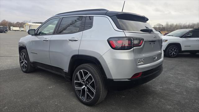 2025 Jeep Compass COMPASS LIMITED 4X4