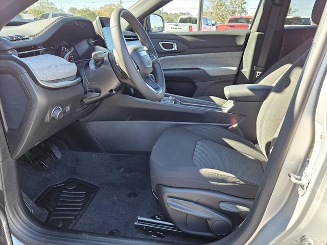 2025 Jeep Compass COMPASS SPORT 4X4
