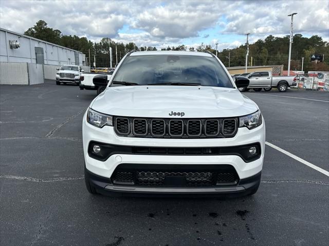 2025 Jeep Compass COMPASS LATITUDE 4X4