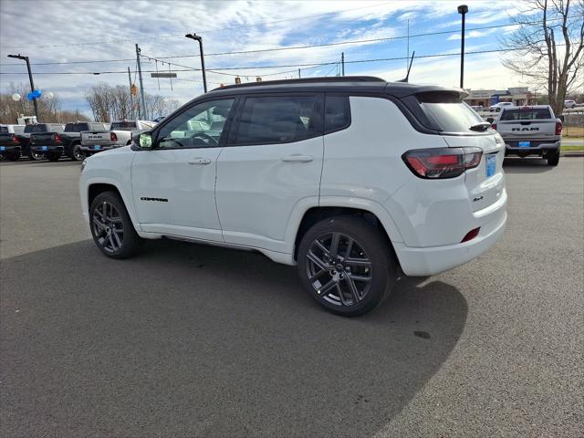 2025 Jeep Compass COMPASS LIMITED 4X4
