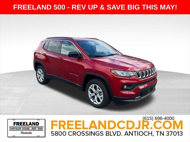 2025 Jeep Compass COMPASS LATITUDE 4X4