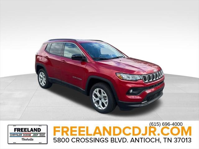 2025 Jeep Compass COMPASS LATITUDE 4X4