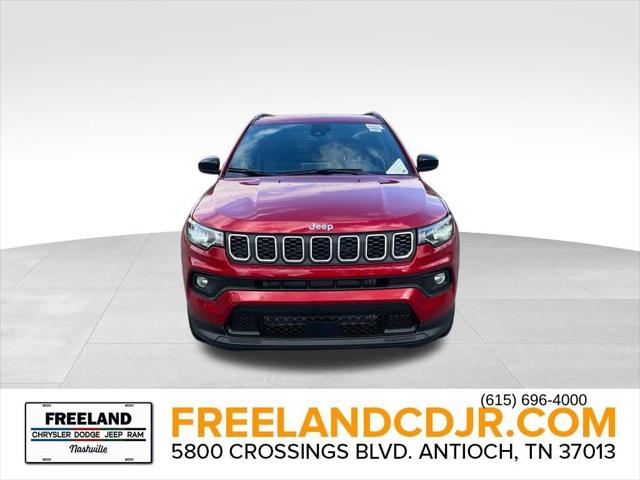 2025 Jeep Compass COMPASS LATITUDE 4X4