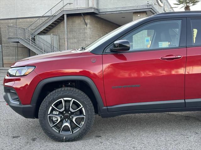 2025 Jeep Compass COMPASS TRAILHAWK 4X4