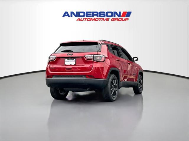 2025 Jeep Compass COMPASS LATITUDE 4X4