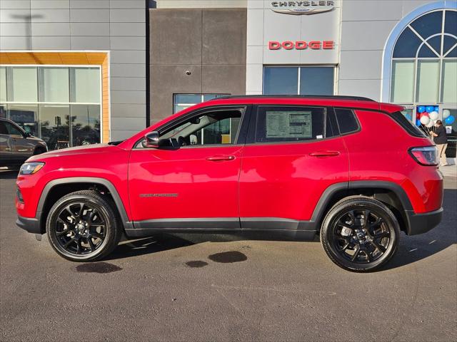 2025 Jeep Compass COMPASS LATITUDE 4X4