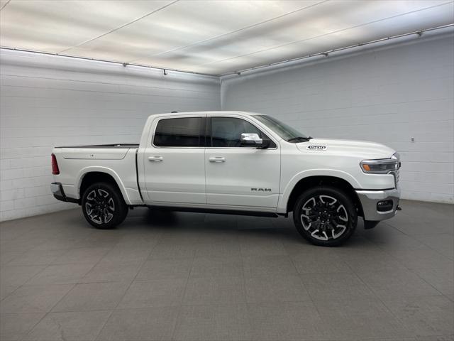 2025 RAM Ram 1500 RAM 1500 LIMITED LONGHORN CREW CAB 4X4 57 BOX