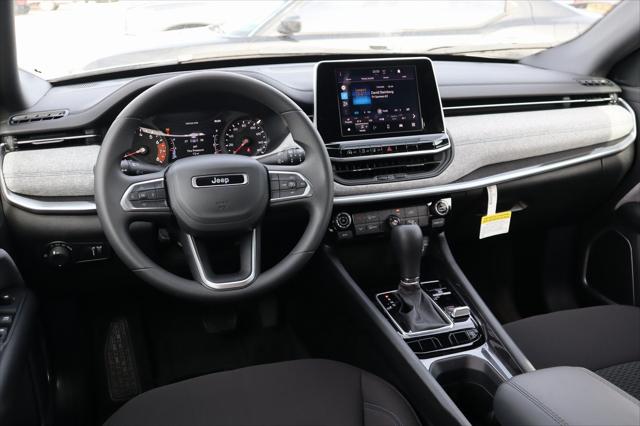 2025 Jeep Compass COMPASS SPORT 4X4