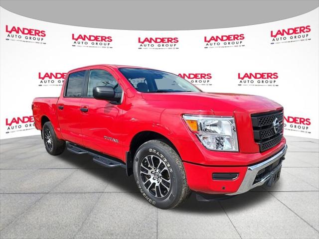 2022 Nissan TITAN Crew Cab SV 4x4