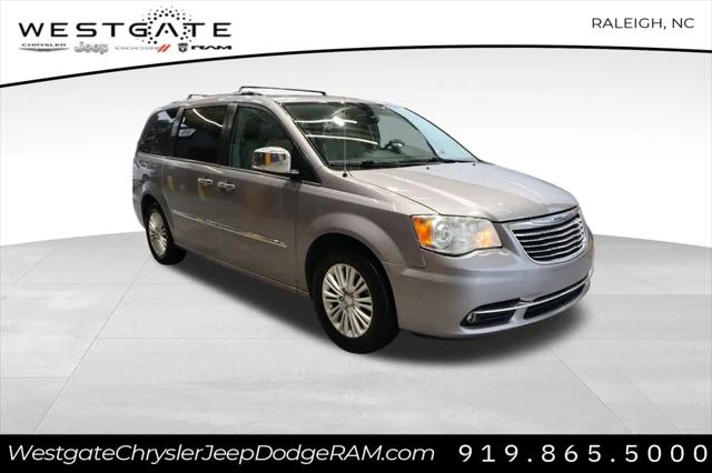 2013 Chrysler Town and Country Limited